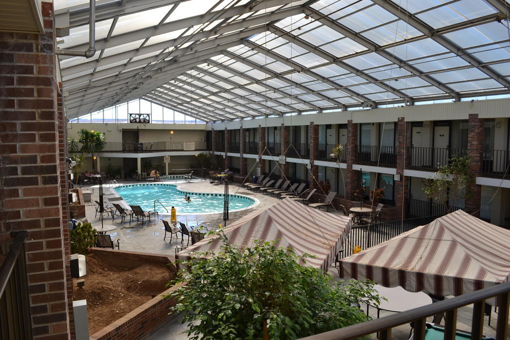 Jameson Inn & Suites Μπόουλινγκ Γκριν Εξωτερικό φωτογραφία