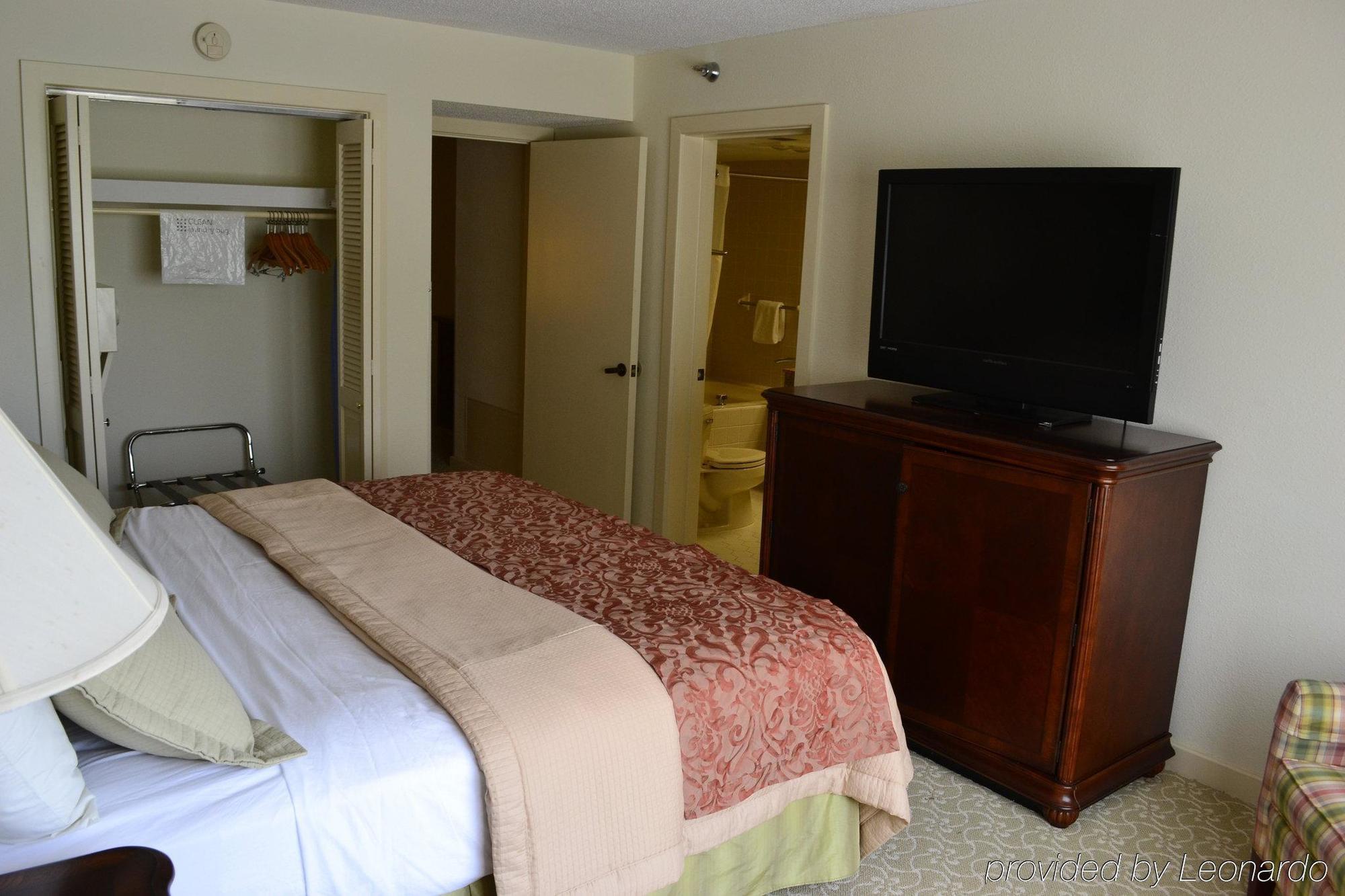 Jameson Inn & Suites Μπόουλινγκ Γκριν Εξωτερικό φωτογραφία