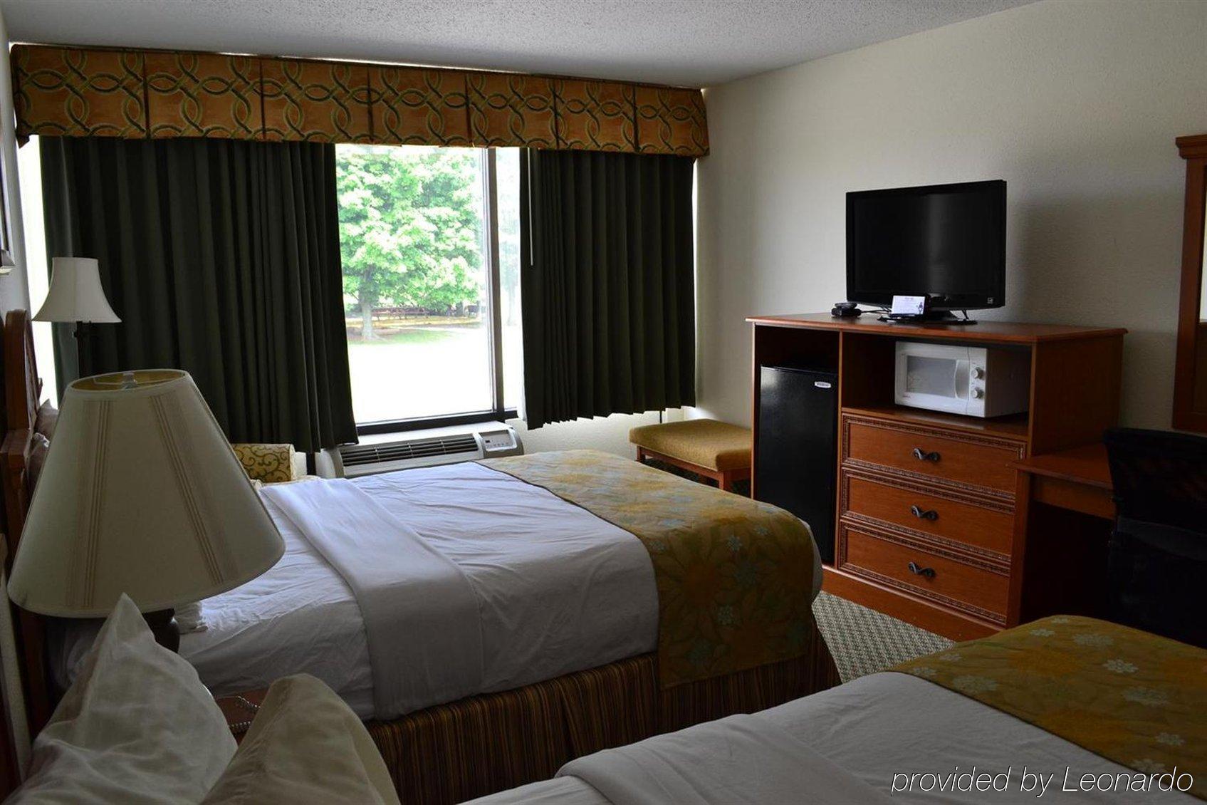 Jameson Inn & Suites Μπόουλινγκ Γκριν Εξωτερικό φωτογραφία
