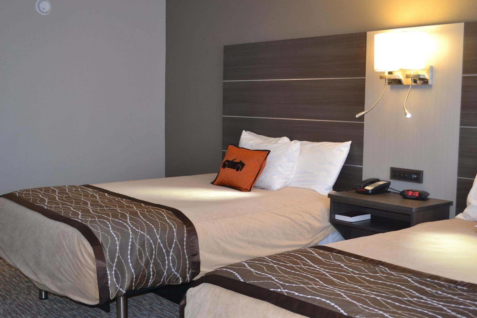 Jameson Inn & Suites Μπόουλινγκ Γκριν Εξωτερικό φωτογραφία