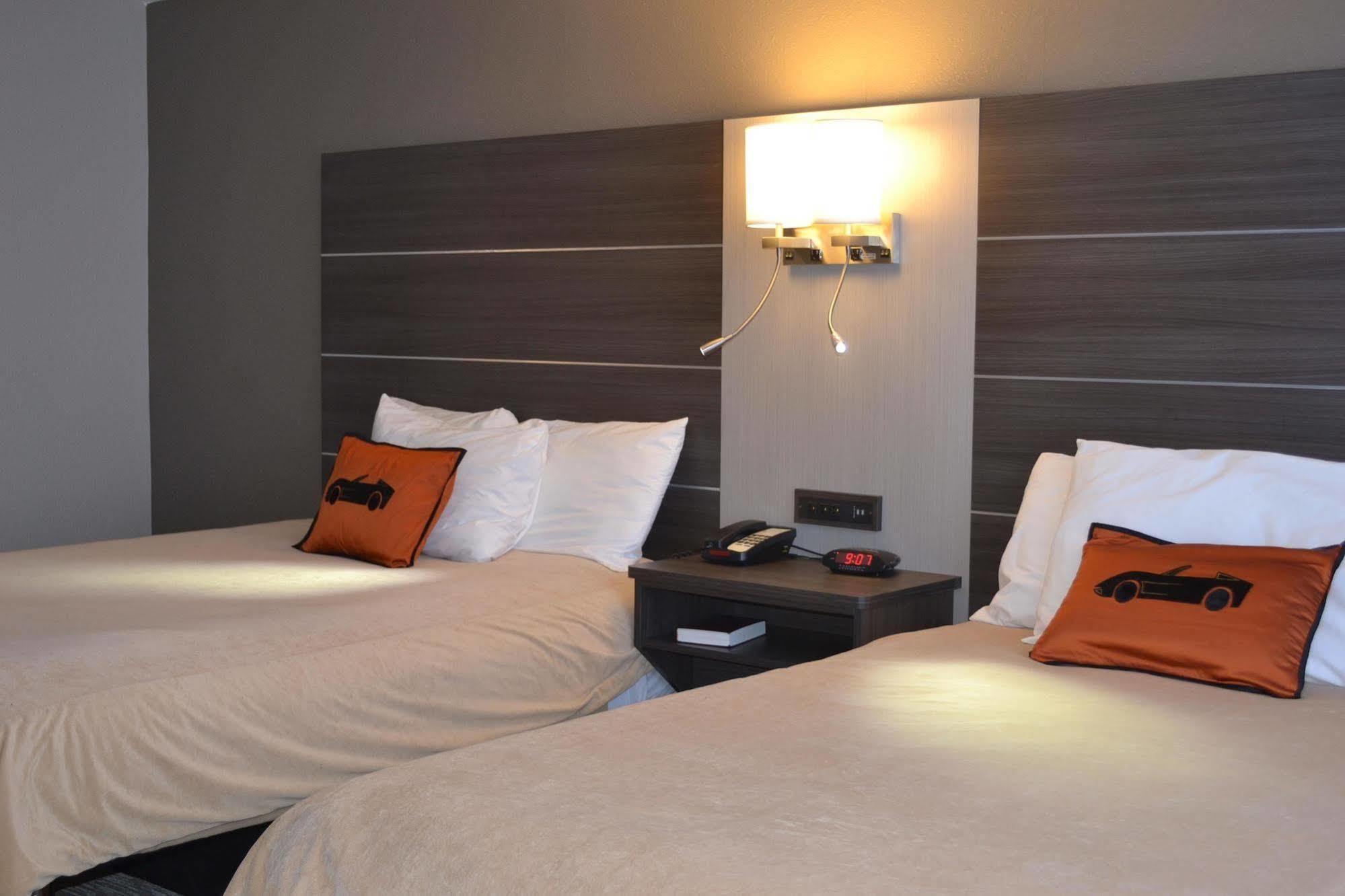 Jameson Inn & Suites Μπόουλινγκ Γκριν Εξωτερικό φωτογραφία